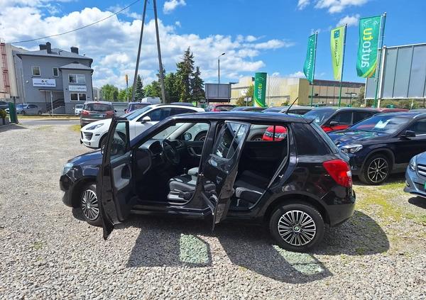 Skoda Fabia cena 24900 przebieg: 81000, rok produkcji 2014 z Jedwabne małe 326